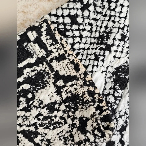 Vintage JM Collection XL Snakeskin Print Zip Jacket Black White Edgy Avant Garde - Picture 6 of 9